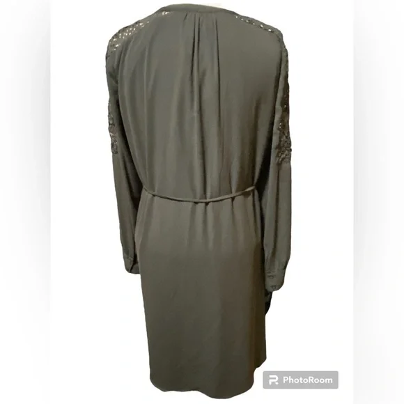 Loft Gray Crochet Long Sleeve Tie Waist Henley Dress Size L - Picture 2 of 7